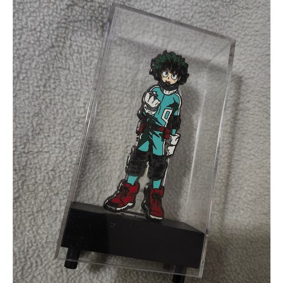 NEW FigPin My Hero Academia Izuku Midoriva Deku Collectors Case Pin - Picture 2 of 6